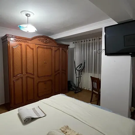 Cozy In Centre ティラナ