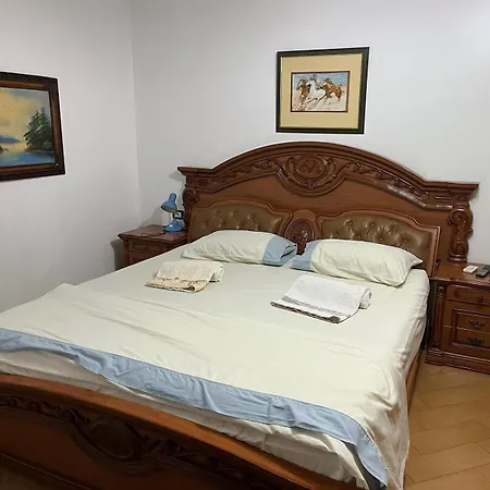 Апартаменты Cozy In Centre Тирана