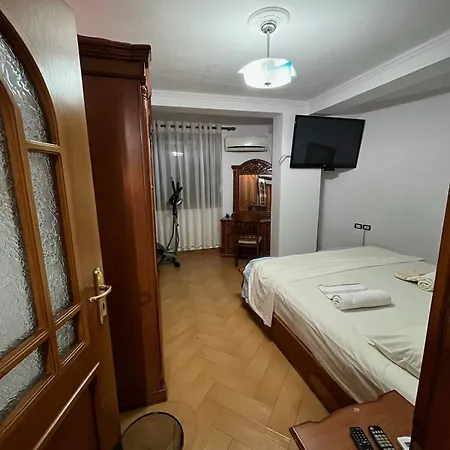 Cozy In Centre Тирана