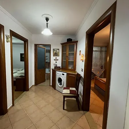 Cozy In Centre Апартаменты